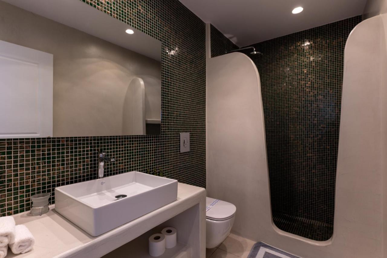อนามเนซิส ซิตี้ สปา Aparthotel ฟิรา ภายนอก รูปภาพ