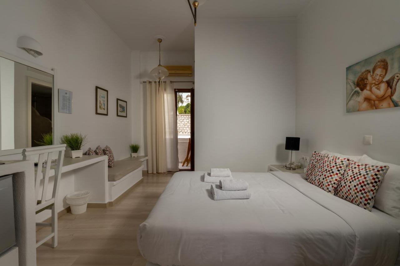 อนามเนซิส ซิตี้ สปา Aparthotel ฟิรา ภายนอก รูปภาพ