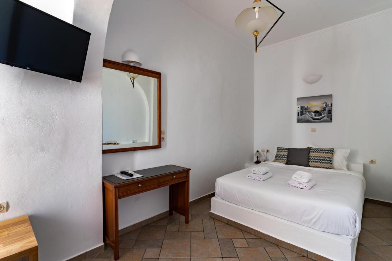 อนามเนซิส ซิตี้ สปา Aparthotel ฟิรา ภายนอก รูปภาพ