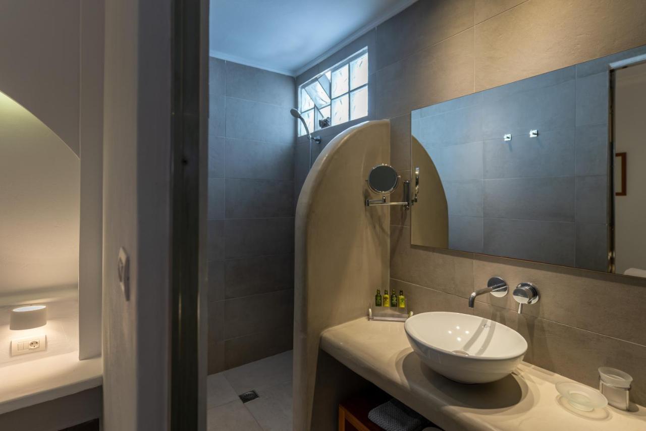 อนามเนซิส ซิตี้ สปา Aparthotel ฟิรา ภายนอก รูปภาพ